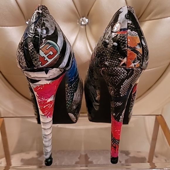 Rosette Colorful Collage Platform Stilettos - Picture 9 of 16